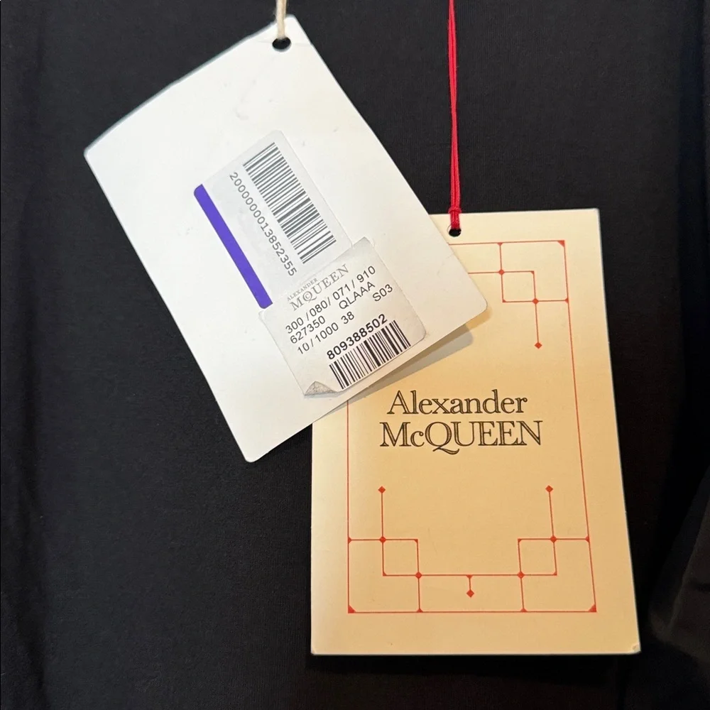 NWT Alexander McQueen Off Shoulder Cotton Top with Puff Sleeves in Black - Picture 4 of 13